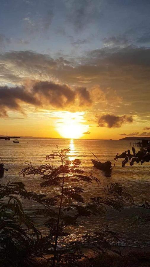 Вілла The Hut Koh Mak Sea View Екстер'єр фото